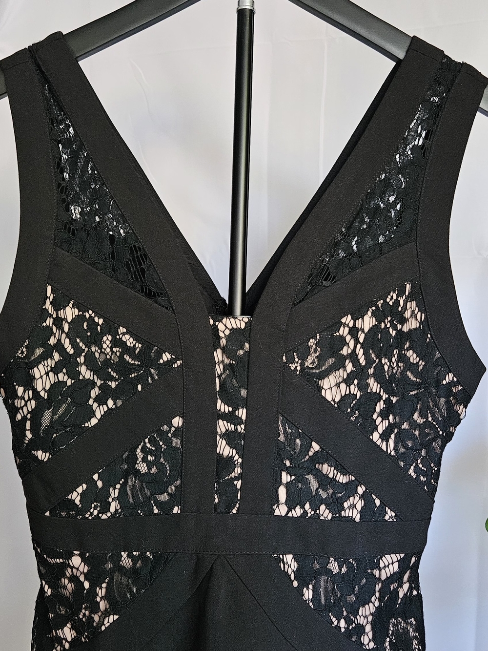 DO+BE Black Lace V-Neck A-Line Mini Dress Size M New With Tags - Picture 3 of 16